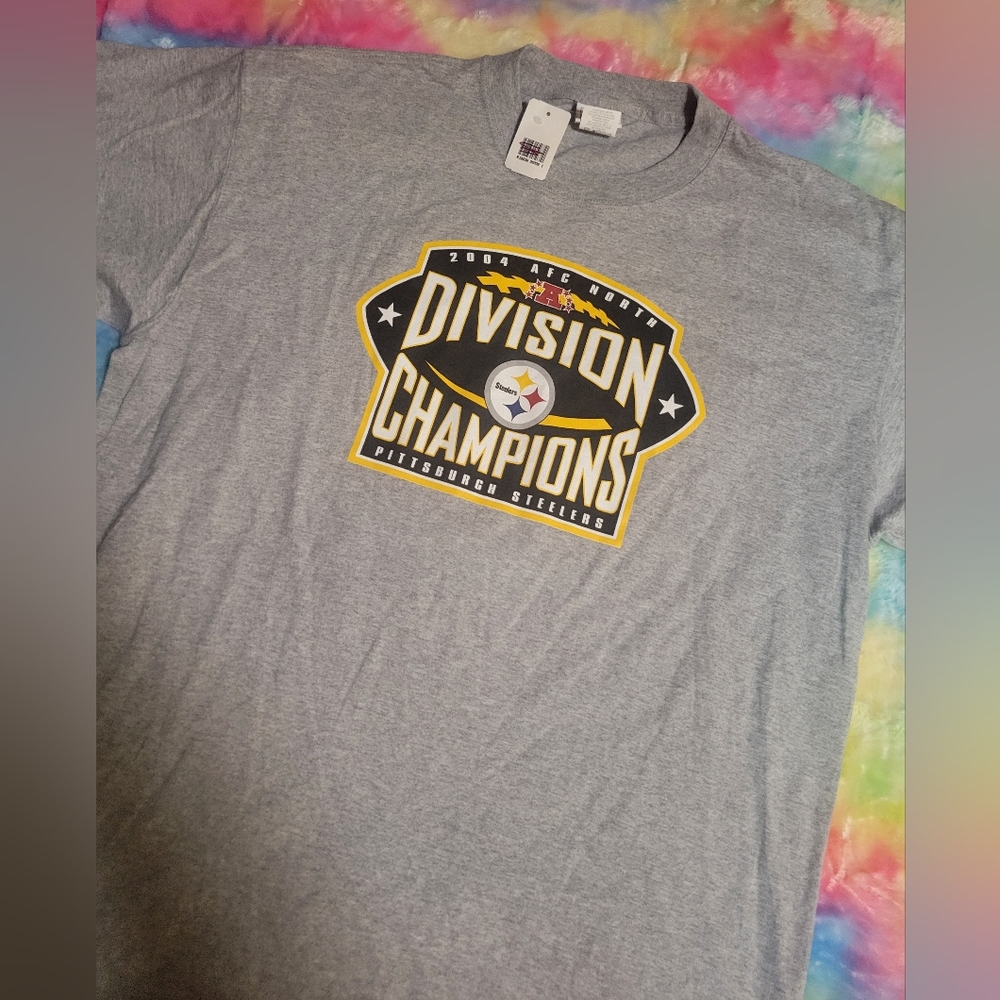 NWT 2004 Official NFL Steelers Division Champs Football T-Shirt